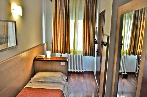 Hotel Dover, Milan