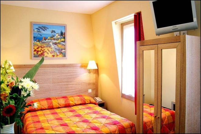 Grand Hotel Dore, Paris