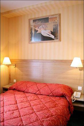 Grand Hotel Dore, Paris