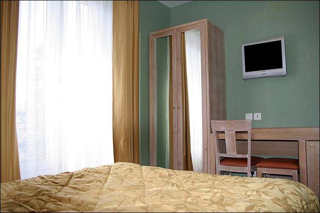 Grand Hotel Dore, Paris