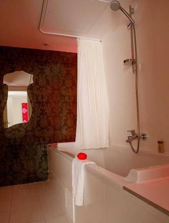 Le Quartier Bercy-Square, Paris