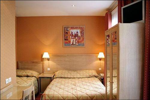 Grand Hotel Dore, Paris