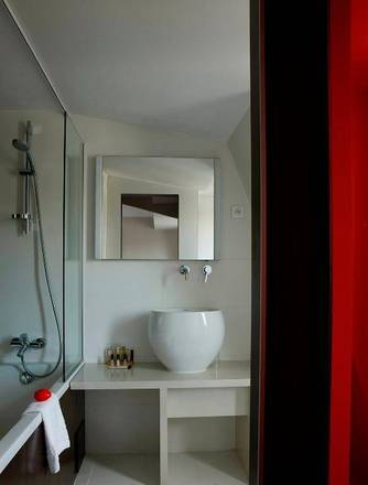 Le Quartier Bercy-Square, Paris