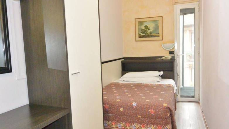 Hotel Arno, Milan