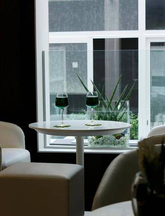 Le Quartier Bercy-Square, Paris