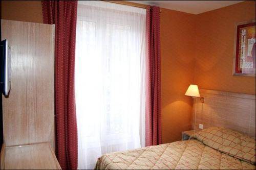 Grand Hotel Dore, Paris