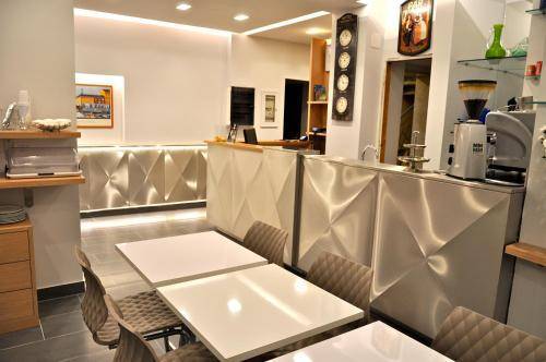 Hotel Dover, Milan